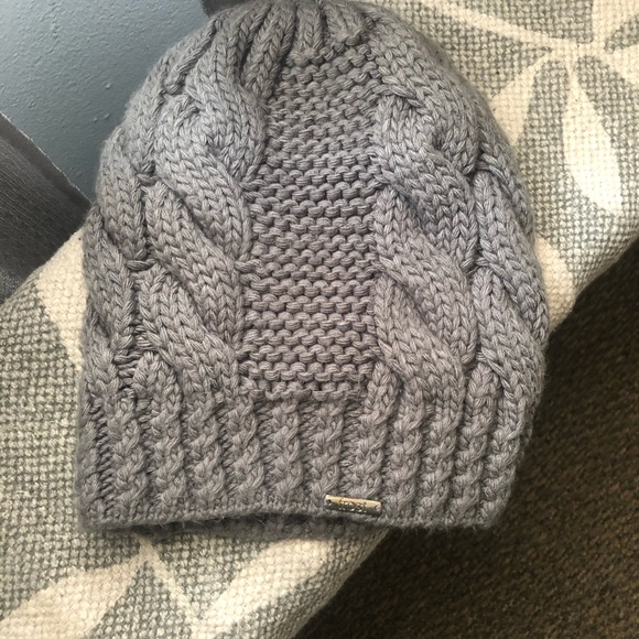 Frost knit slouchy beanie - Picture 2 of 4